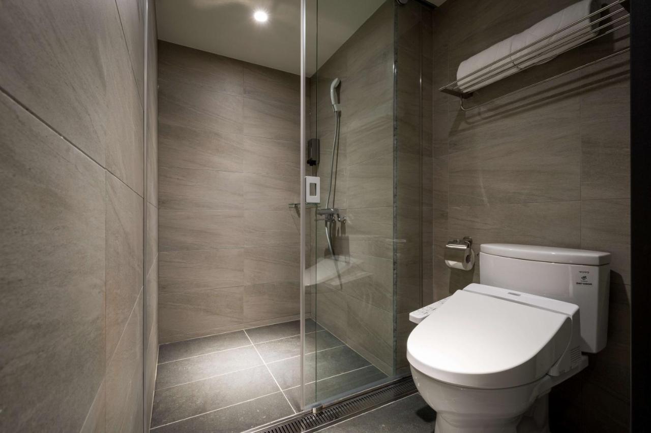 D D Hotel Tainan Zewnętrze zdjęcie