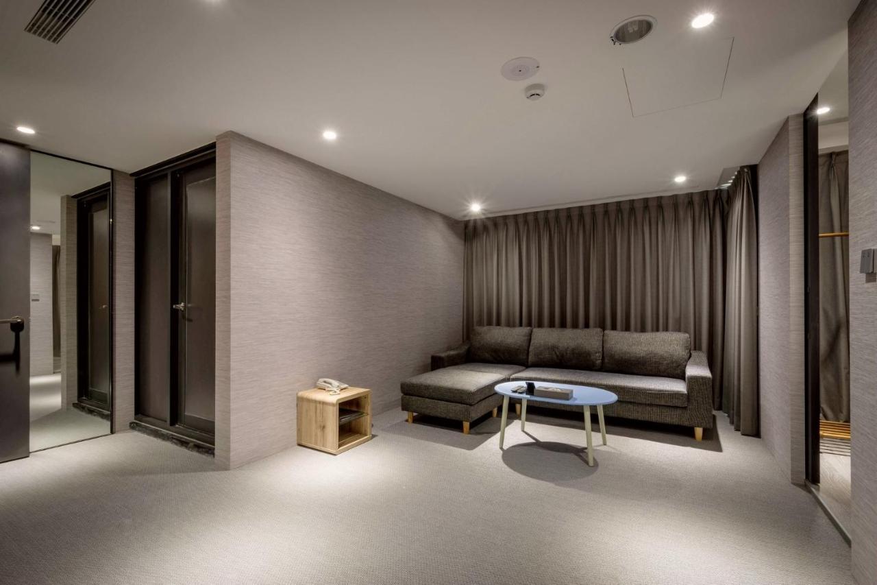 D D Hotel Tainan Zewnętrze zdjęcie